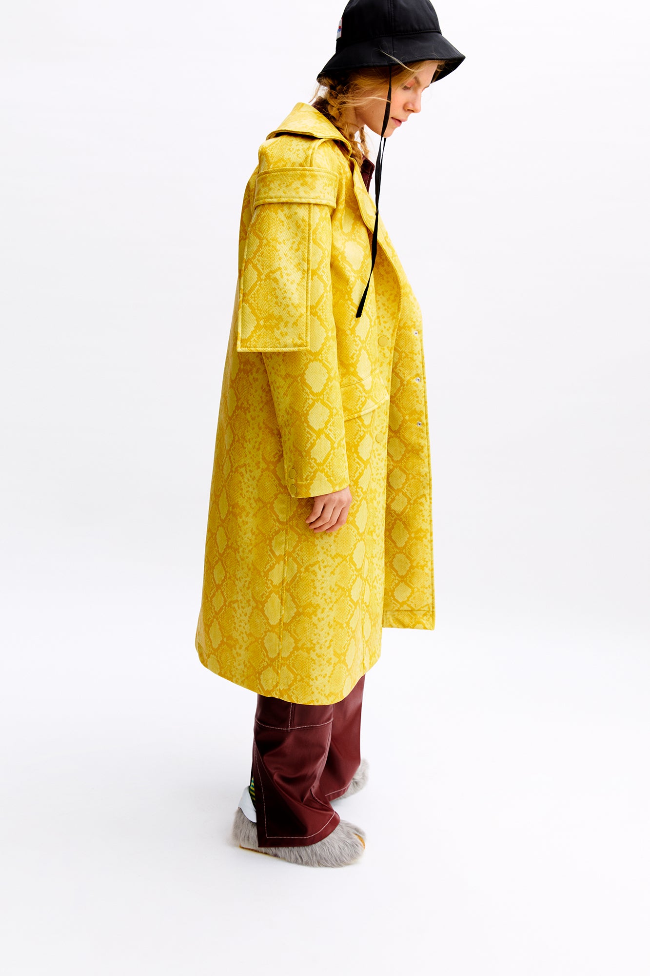 Flat Leather Trench Coat - Yellow