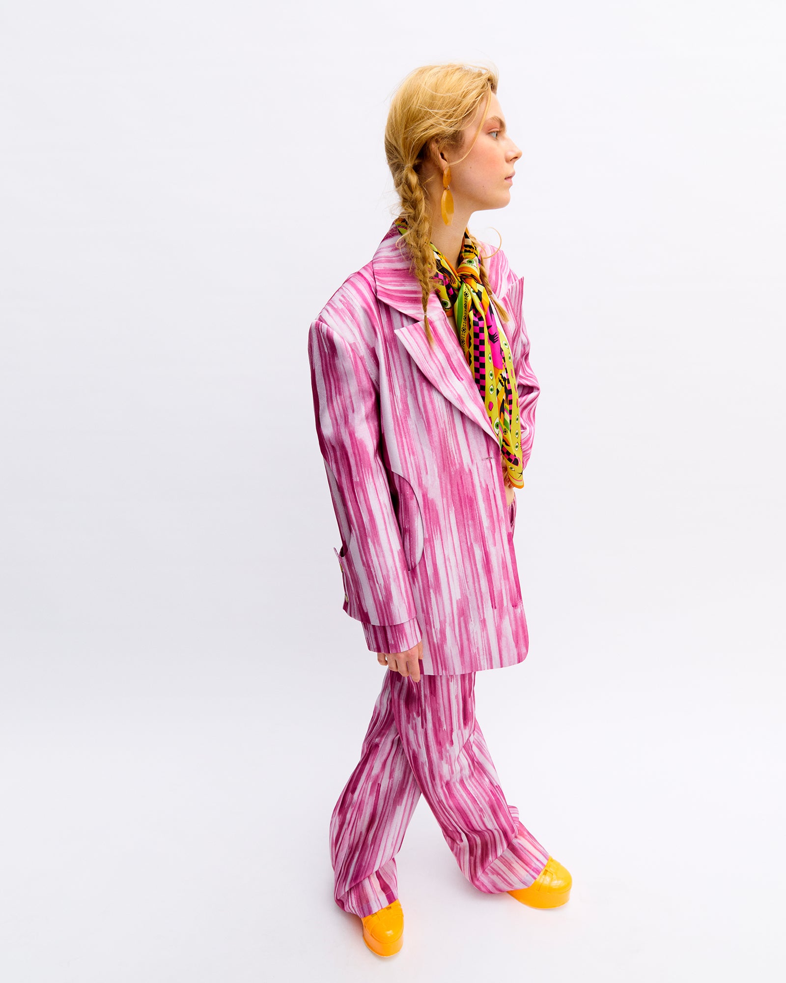 Hole Blazer Pink